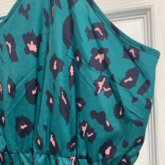 SHEIN Pink Cheetah Print Dress*missing belt* - Picture 11 of 15